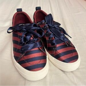 Sperry Top Sider Crest Vibe Varsity Wine/Navy Stripe Women's Size 7 Satin Laced